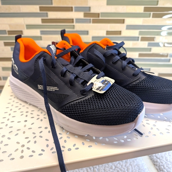 NEW Skechers Youth Go Run Elevate Blue & Orange Shoes, Air Cooled Goga Mat Sz 6 - Picture 1 of 8
